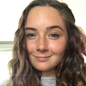 Meet your Posher, Zoe